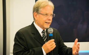 No Nomes & Marcas, Roberto Amaral e a liderança na comunicação catarinense