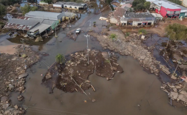 Sobe para 175 o número de mortos no RS após enchentes