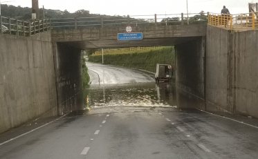 Trincheira Luiz Buzzanello está liberada após alagamento nesta manhã