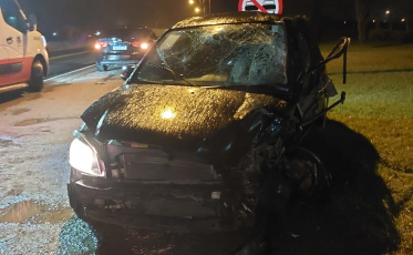 Morro da  Fumaça: acidente envolve dois carros e deixa três feridos