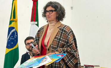 Passagem da Cônsul-Geral da Itália promove projetos de intercâmbio e fortalece laços culturais em SC