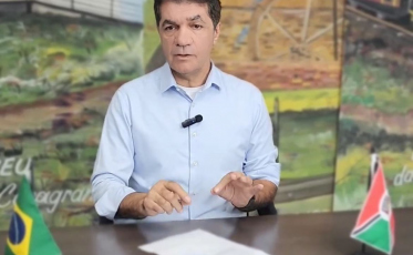(VÍDEO) Salvaro se manifesta sobre operação do Gaeco e afirma estar colaborando