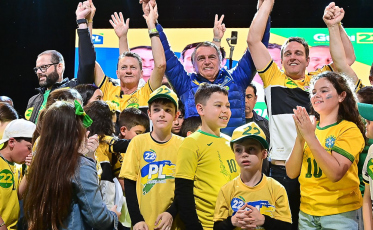 Com Bolsonaro e Jorginho, Ricardo Guidi reúne apoiadores em Criciúma; fotos e vídeos