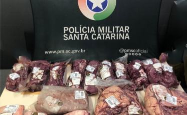 Homem de 24 anos e com 45 boletins de ocorrência é preso pela PM em Criciúma