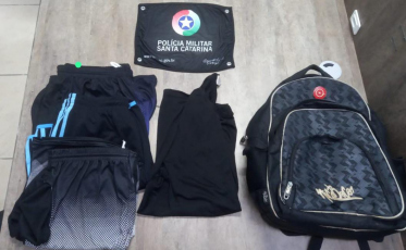 Ladrão foge só de cueca ao ser perseguido por moradores em Criciúma  