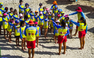 CBMSC comemora 25 anos do Projeto Golfinho 