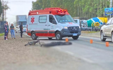 Jovem morre atropelado por caminhão no Centro de Forquilhinha