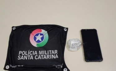 Adolescente é apreendido com cocaína em Criciúma