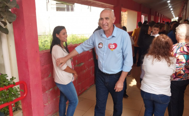 Paulo Ferrarezi é o primeiro candidato a prefeito de Criciúma a votar 