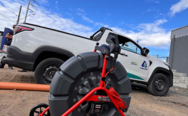 Criciúma estreia nova câmera de diagnóstico para redes de esgoto da CASAN