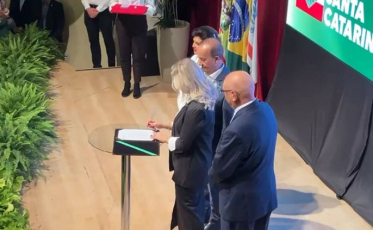 [Vídeo] Luciane Ceretta é empossada Secretária de Educação do Estado