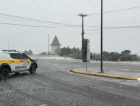 Gelo na pista interdita Serra do Rio do Rastro