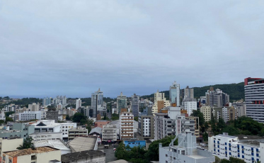 [Áudio] Final de semana pode ser de chuva 
