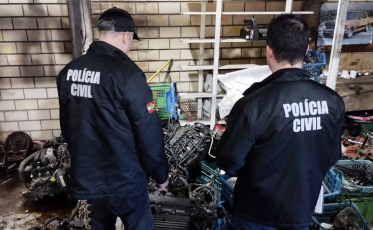 Desmanche de veículos furtados é encontrado em Araranguá