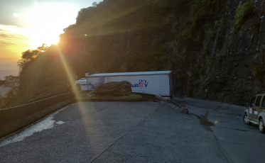 Caminhão quebrado bloqueia Serra do Rio do Rastro