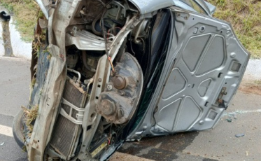 Menina de 11 anos fica ferida após capotamento em Morro da Fumaça