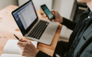 Empreendedores podem abrir empresas pelo WhatsApp em Santa Catarina