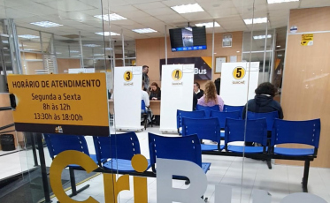 Estudantes podem renovar ou fazer cartão de ônibus para o ano letivo