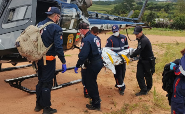 Acidente em pista de motocross deixa homem gravemente ferido