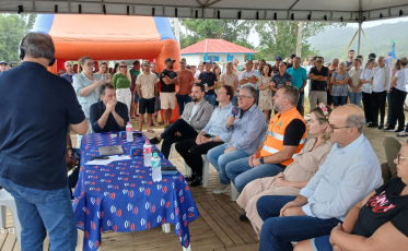 ((Áudio e fotos)) Rádio Som Maior faz programa especial em Araranguá