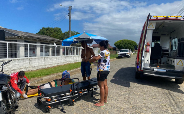 Rincão: Acidente entre carro e moto deixa dois feridos