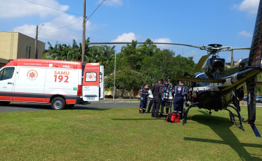 Adolescente é resgatado de helicóptero após colisão entre bicicleta e moto em Nova Veneza