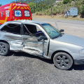 Motorista fica ferido em colisão entre dois carros na SC-108, em Urussanga