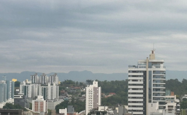 [Áudio] Sol entre nuvens em Criciúma e região