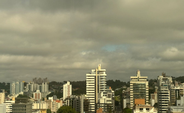 [Áudio] Sol entre nuvens em Criciúma e região