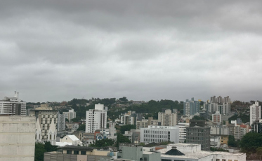 [Áudio] Chuva deve chegar nesta terça-feira em Criciúma 