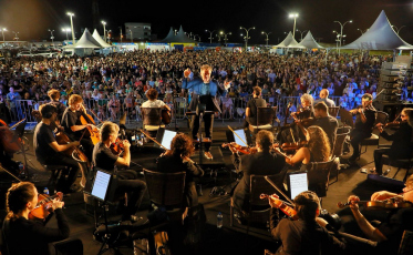 Show da Camerata e do Dazaranha é sucesso no Balneário Rincão