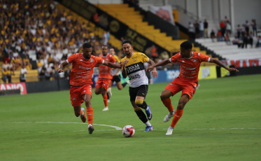 Ao vivo: Criciúma 3 x 2 Camboriú, pela final da Taça Acesc