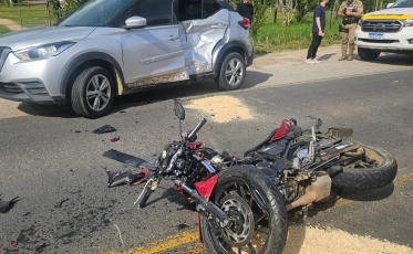 Motociclista fica gravemente ferida após colisão na SC-370, em Braço do Norte