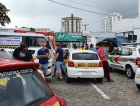 Na capital, autoescolas protestam por reabertura do Detran (VÍDEO)