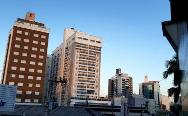 Quarta-feira será de calor, antes da chegada da frente fria