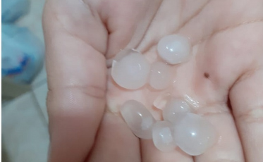 Chuva de granizo em Içara (VÍDEO)