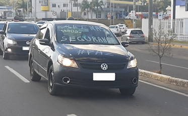Motoristas que realizaram carreata podem ser multados