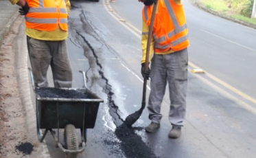 Fissura da Rodovia José Spillere é reparada