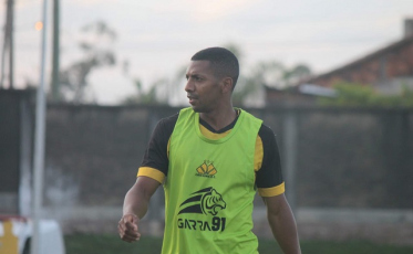 Trabalho intenso e em dois períodos no CT