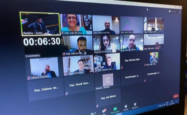 Isenção de taxas de traduções prevê inclusão de imigrantes na sociedade catarinense