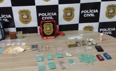 Garçom é preso por tráfico de drogas em Criciúma
