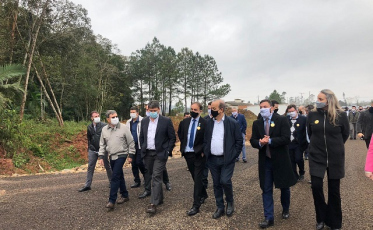 Ministro fala da BR-101 e obras na Serra da Rocinha