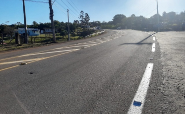 Luiz Rosso recebe tapa-buracos e melhoria da sinalização horizontal (VÍDEO)