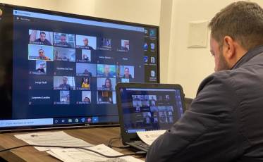 Bancada federal catarinense trata de municípios atingidos pelo ciclone