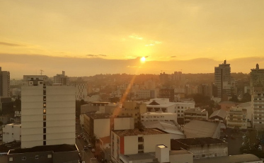 Tardes quentes e noites agradáveis nos próximos dias