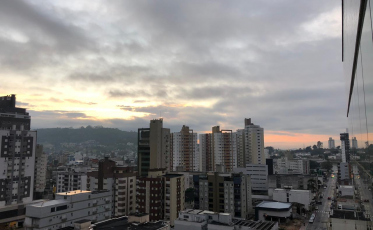 Chuva, sol e frio marcam a semana no sul catarinense