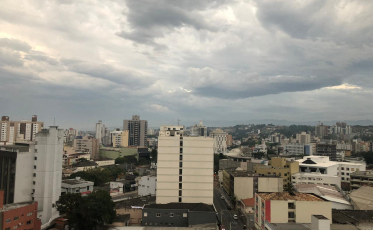 Início de semana frio e chuvoso no sul catarinense