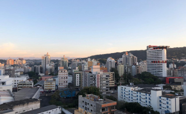 Tardes quentes e noites frescas até o fim da semana 