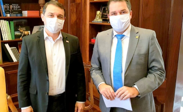 Jacob Westrup: Governador assina termo de cooperação