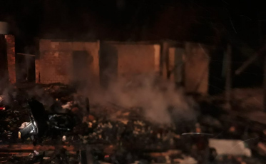 Incêndio destrói residência em Araranguá